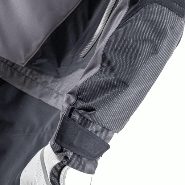 GALVIN GREEN ALISTER GORE-TEX WATERPROOF GOLF JACKET – FORGED IRON / BLACK 9 GALVIN GREEN ALISTER GORE-TEX WATERPROOF GOLF JACKET – FORGED IRON / BLACK - Image 7